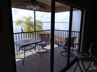 15477 Admiralty Cir APT 8, North Fort Myers, FL 33917