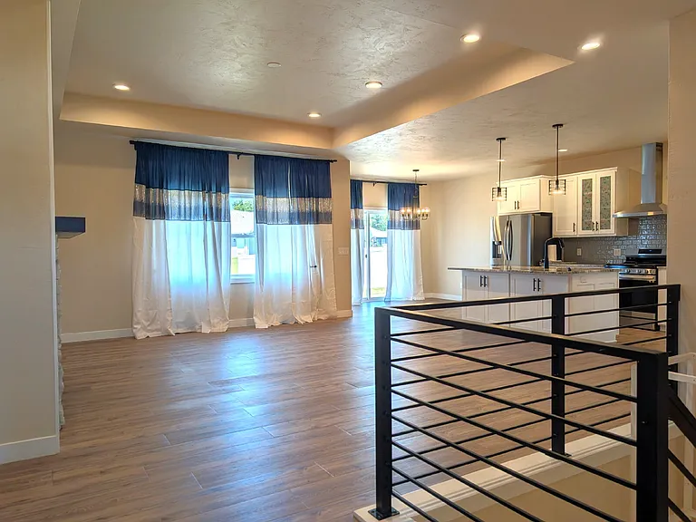 N8739 Connor Cir — Photo 22
