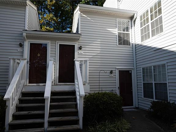 2nd image of 813 Glenleaf Dr #813