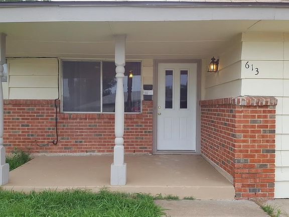 2nd image of 613 Baer Dr