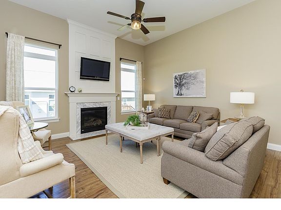 Great Room with 12 Foot Ceilings