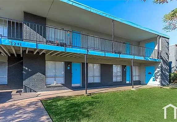1 bed, 704 sqft, $1,185 — Photo 1