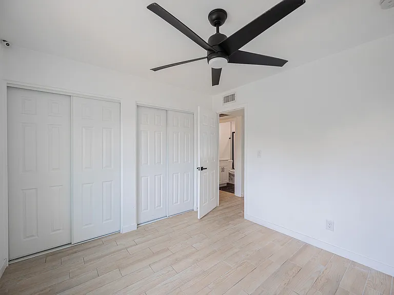 2519 W Vineyard Rd — Photo 18