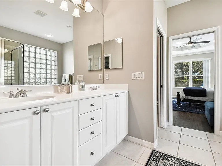 7328 Lake Forest Gln — Photo 25