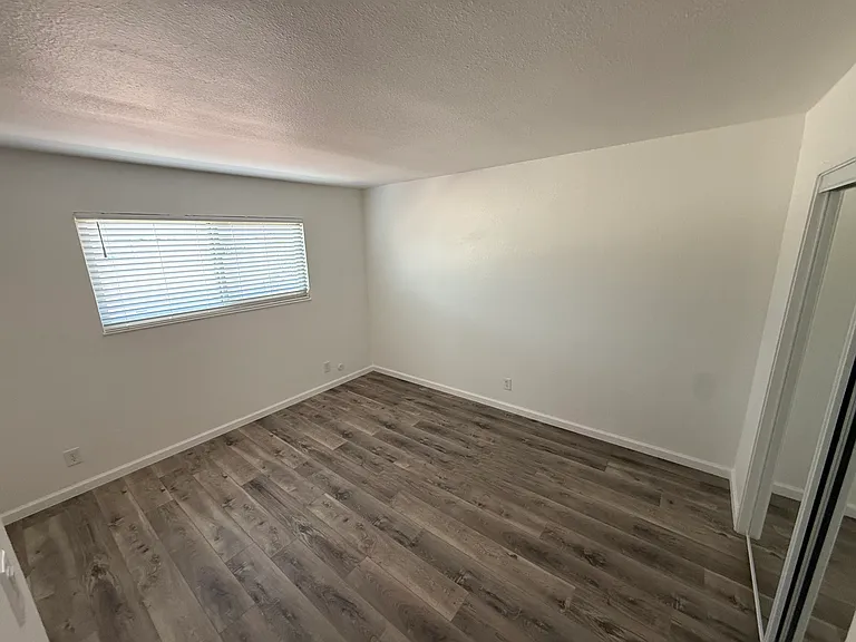 602 Rocky Hill Rd #B — Photo 7