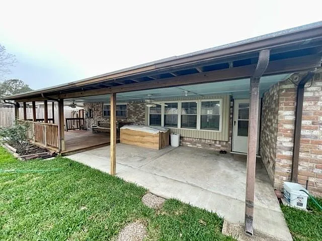 Building Photo - 710 Voyager Dr