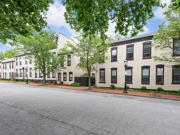 1500 Menard Apartments