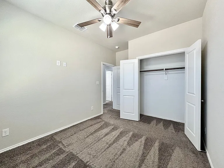 3501 NW Renfro St #204 — Photo 16