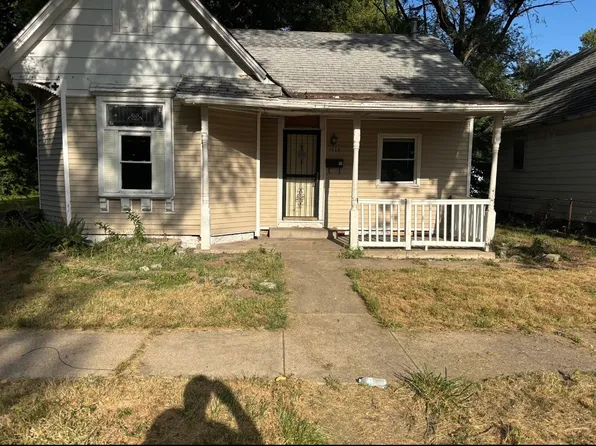 1028 S 15th St, Springfield, IL 62703