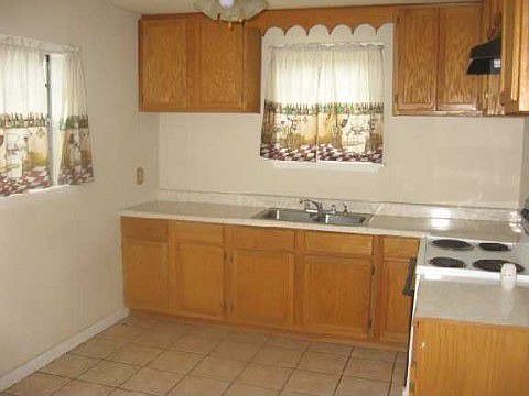 2nd image of 102 S 2nd St