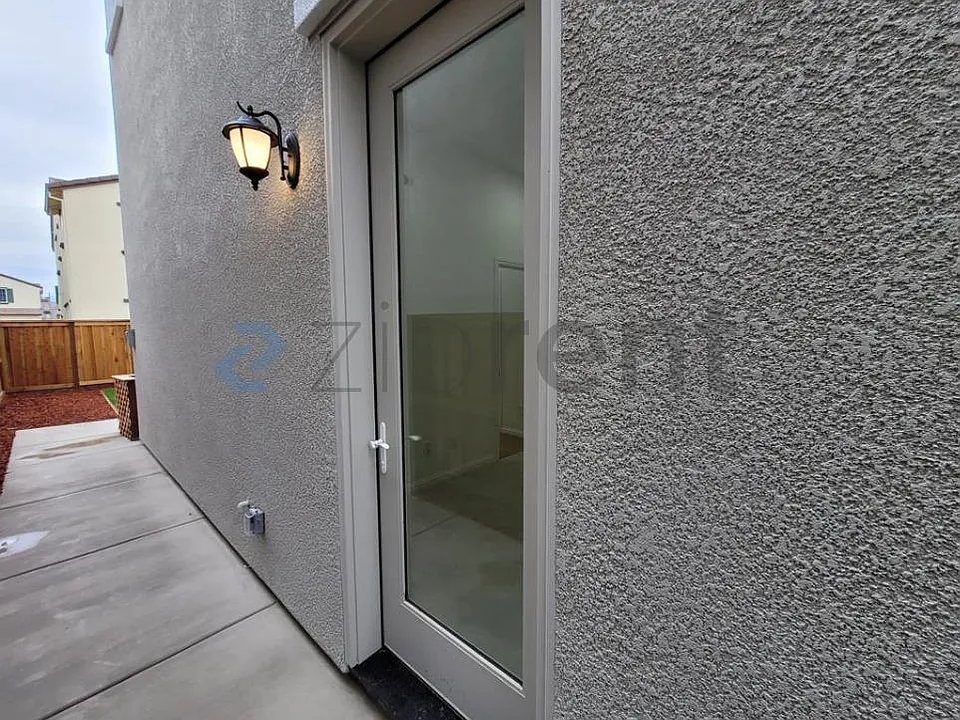 1517 Andromeda Way #2