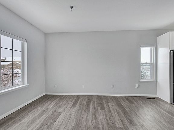 4th image of 7838 Creekfront Dr