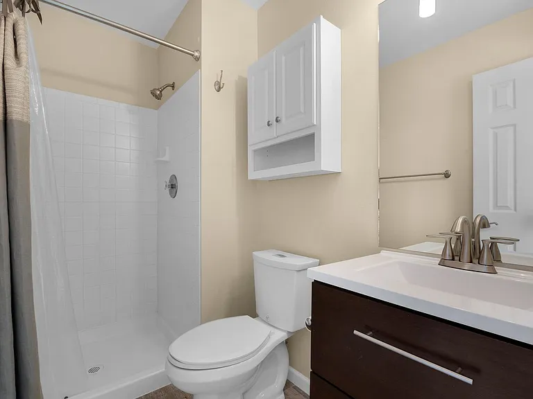 2420 Regal View Ct — Photo 34