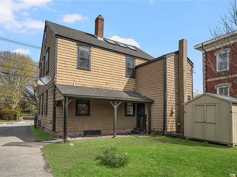 14 Elm St — Photo 39