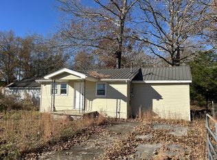 3672 Bains Rd, Hillsboro, TN 37342