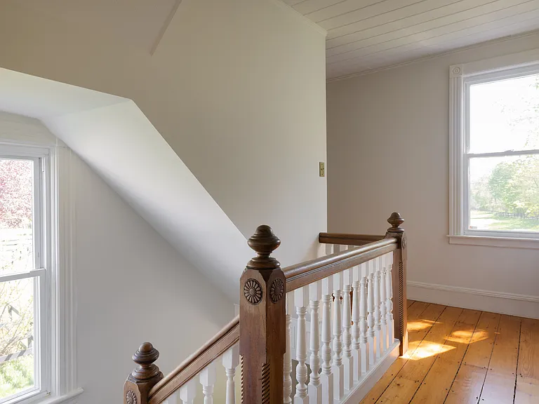 1777 Route 9G — Photo 10