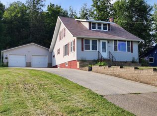 132 3rd St, Hixton, WI 54635