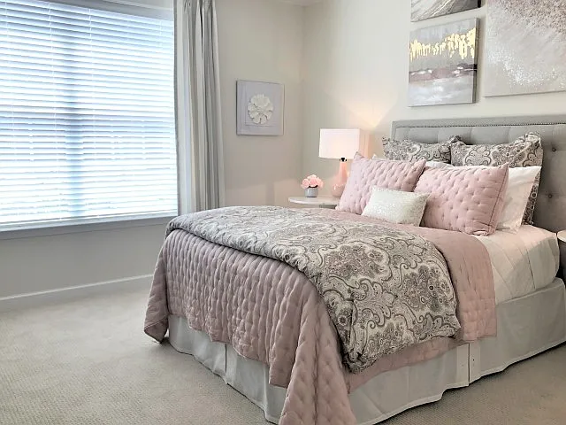 A bedroom fit for a queen or king A bedroom fit for a queen or king