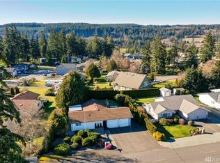 249 Edinburgh Dr, Camano Island, WA 98282