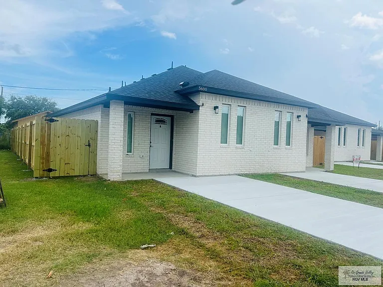 5600 Vidos Dr #B — Photo 19