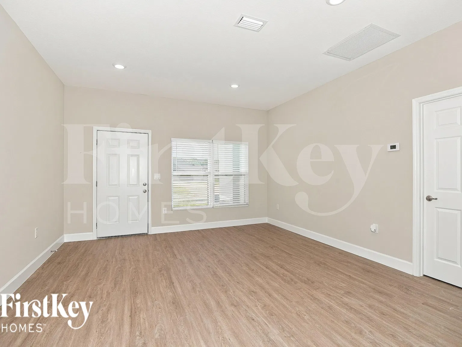 4 bed, 3.0 bath, 1850 sqft, $2,095 — Photo 4