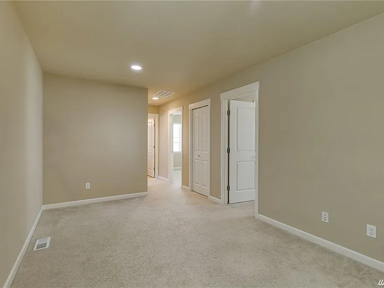 386 NE Denny Way — Photo 10