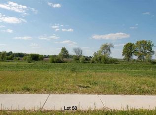 861 Goldfinch Ln, Marshall, WI 53559