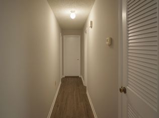 635 Pine Ridge Pl, Raleigh, NC 27609