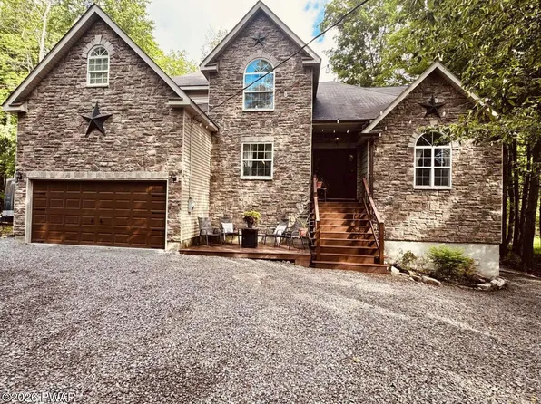 75 Parkwood Dr, Lake Ariel, PA 18436