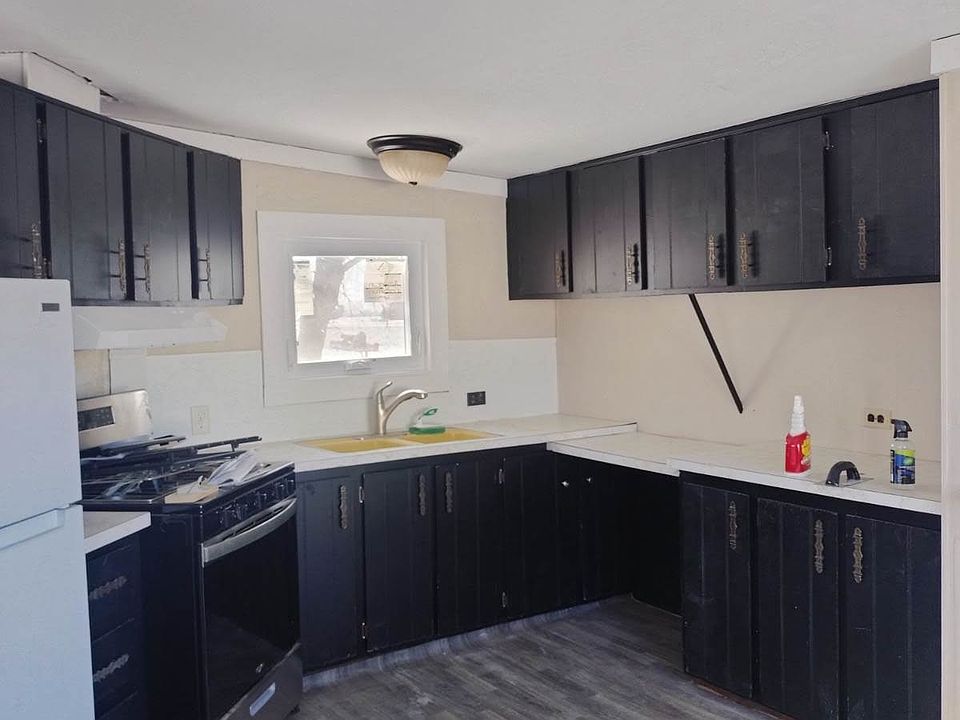 1st image of 8110 8th Ave #20