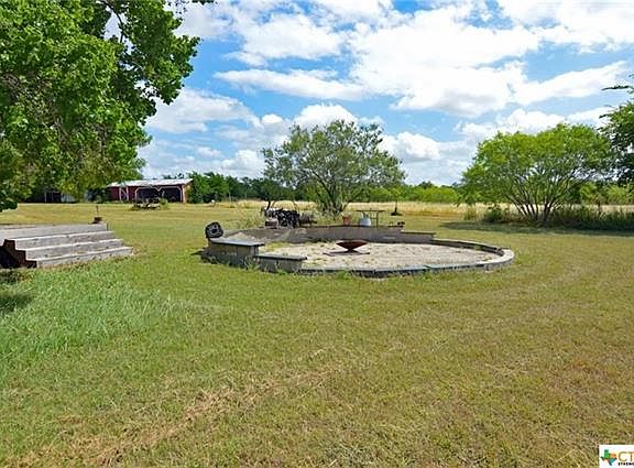 5th image of 325 Weiss Rd