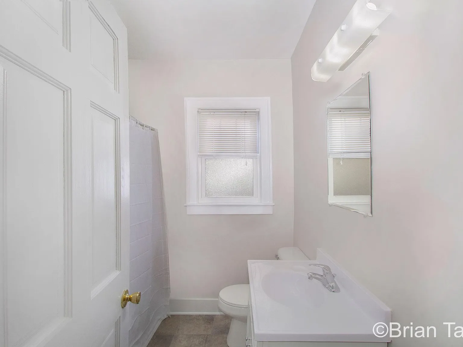 5 bed, 1673 sqft, $2,535 — Photo 3
