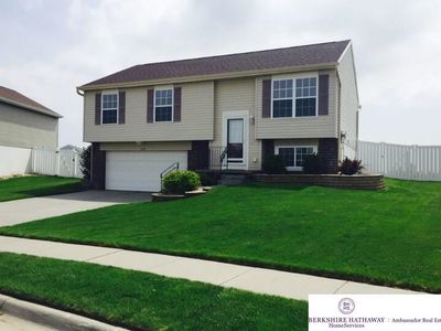 14418 Canyon Dr, Bellevue, NE, 68123