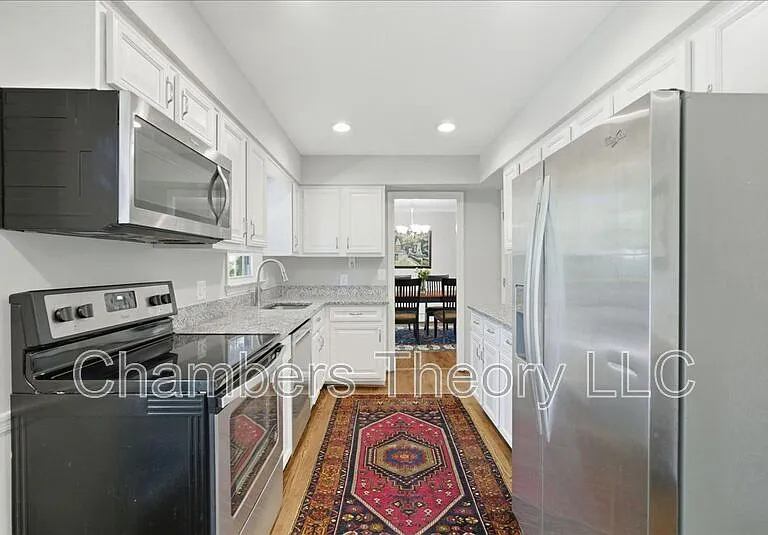 9902 Madrigal Way — Photo 8