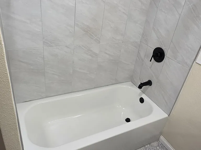 2516 Charleston Dr — Photo 6
