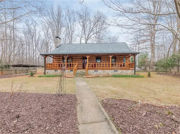 1116 Sharon Ln, Pleasant Garden, NC 27313