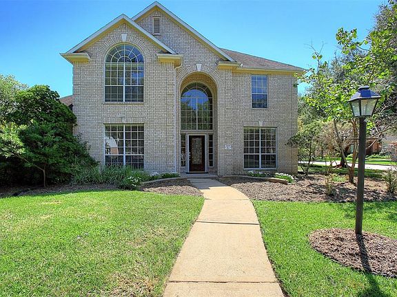 2nd image of 2109 Enchanted Lake Dr