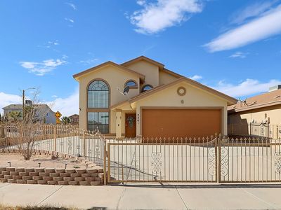 2301 Honey Dew, El Paso, TX, 79938