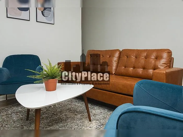 959 Lexington Ave — Photo 11