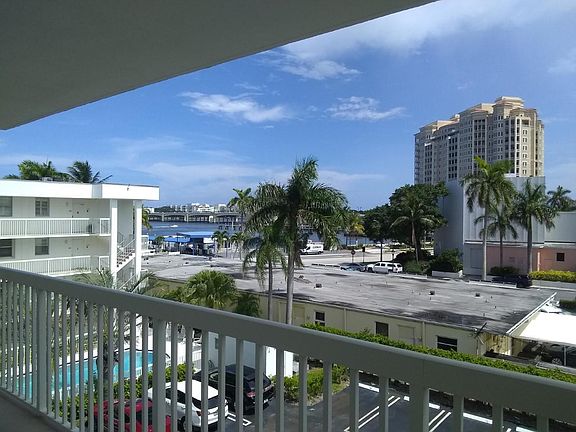 2nd image of 917 N Flagler Dr APT 403