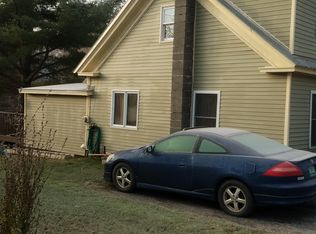 90 School St, Plainfield, VT 05667