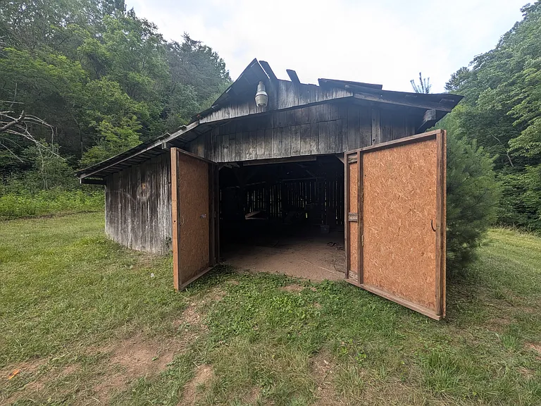 1828 Falling Branch Rd — Photo 23