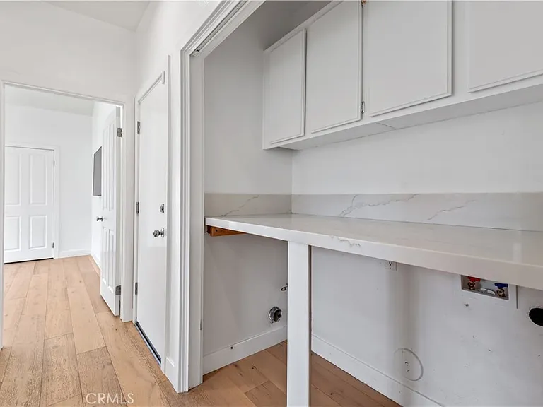 729 Maywood Ct — Photo 19