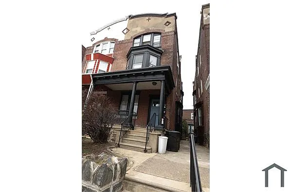 Building Photo - 141 W Manheim St #2