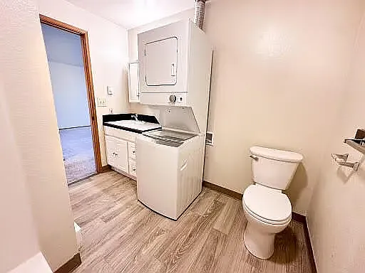Casita Villa Apartments — Photo 14