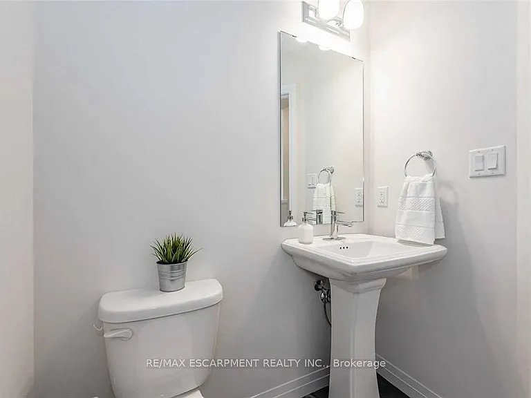 10 Showers Ln — Photo 26