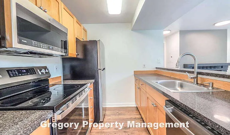 6700 NE 182nd St #B302 — Photo 13