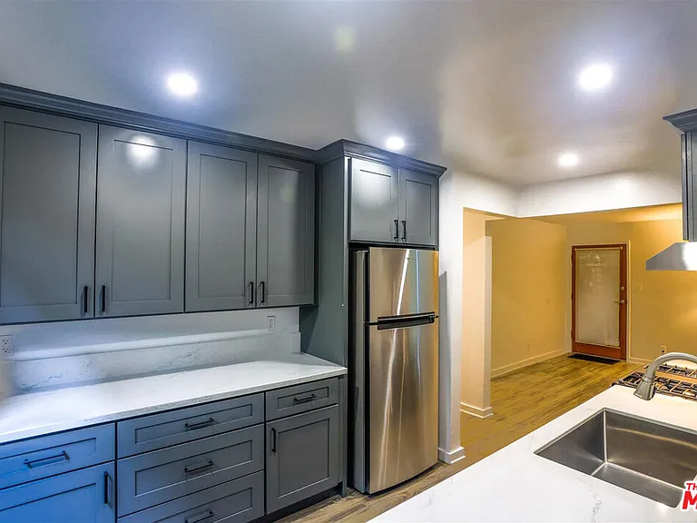 1603 Oakwood Ave #A — Photo 2