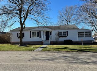 2 Viola Dr, Plainville, MA 02762