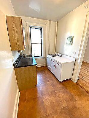 5th image of 28-10 36th St #24